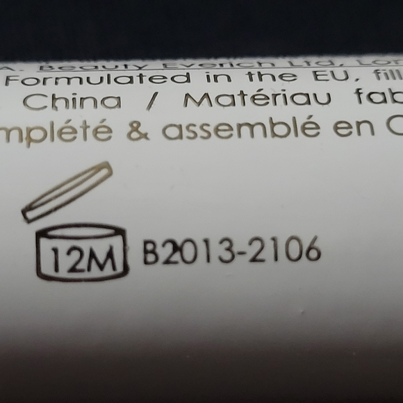 Seraphine Botanicals Apricot + Camellia Lip Serum - Picture 6 of 6